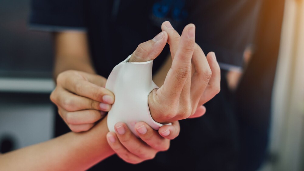 Hand therapy